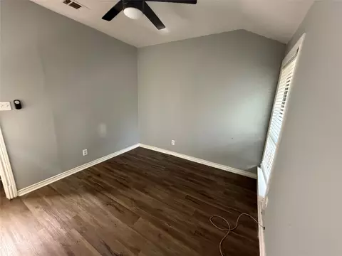 Bedroom - 2009 Apache Rd, Quinlan, TX 75474 photo 5 of 7