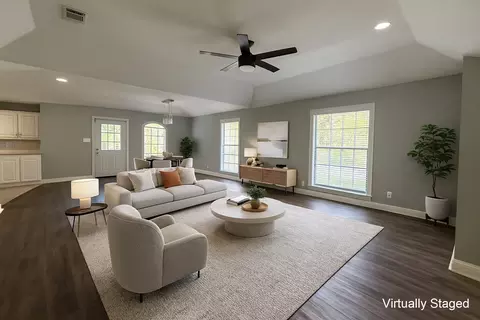 Living - 2009 Apache Rd, Quinlan, TX 75474 photo 1 of 6