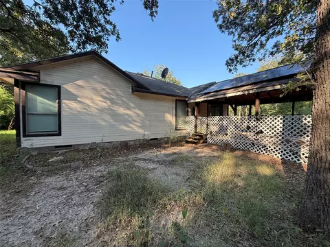 Exterior - 2009 Apache Rd, Quinlan, TX 75474 photo 1 of 2