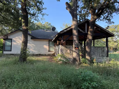 2009 Apache Rd, Quinlan, TX 75474