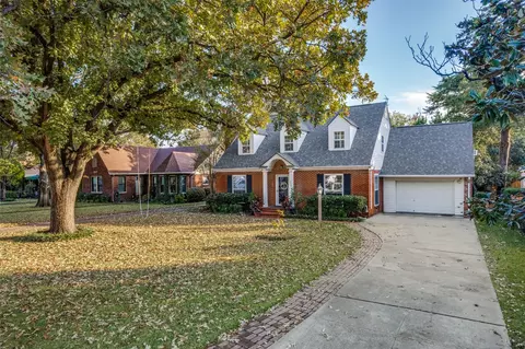 3721 Westcliff Rd S, Fort Worth, TX 76109