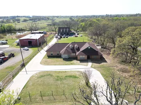 3612 Country Vista Dr, Burleson, TX 76028