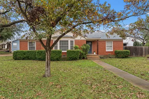 2425 N 32nd St, Waco, TX 76708