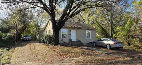 229 W Sycamore St, Denton, TX 76201