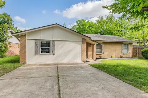 3029 Montclair Pl, Denton, TX 76209