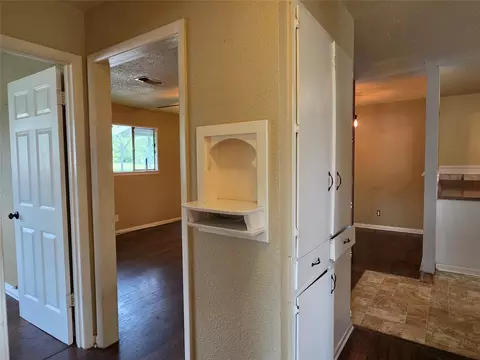 Entry Way - 509 Starkey St, Bangs, TX 76823 photo 1 of 2