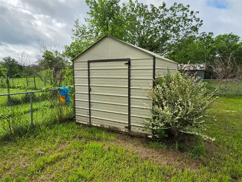 Other - 509 Starkey St, Bangs, TX 76823 photo 4 of 7