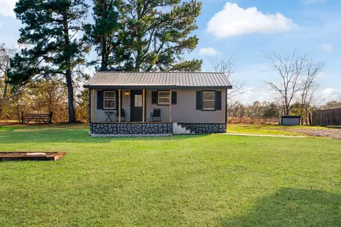 6455 County Road 1410, Bogata, TX 75417