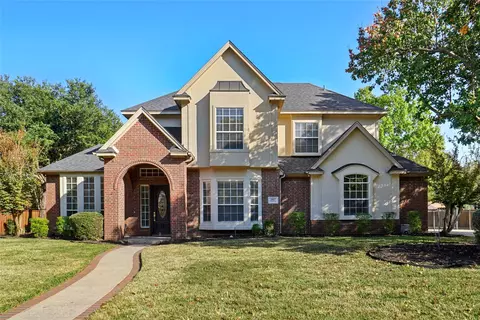 1917 Cresson Dr, Southlake, TX 76092