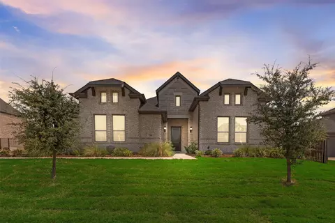 704 Toby Trl, Mansfield, TX 76063