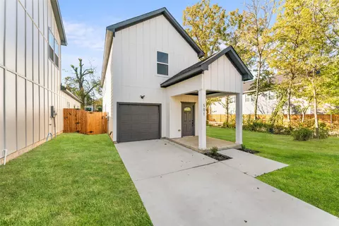 501 N Moore St, Dallas, TX 75203
