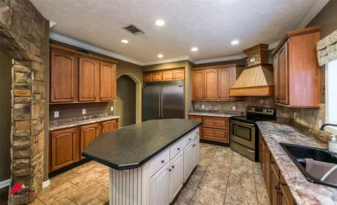 Kitchen - 248 Timber Ln, Mansfield, LA 71052 photo 1 of 6