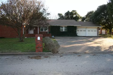 2510 SE 5 12 St, Mineral Wells, TX 76067