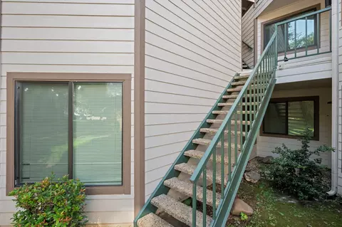 2307 Balsam Dr #L205, Arlington, TX 76006
