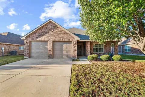 209 Colt Dr, Waxahachie, TX 75165