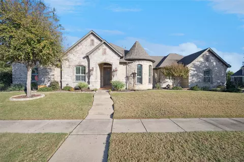 6709 S Fork Dr, North Richland Hills, TX 76182