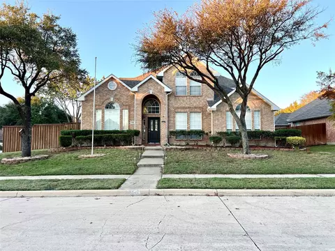 3301 Bluegrass Dr, Plano, TX 75074
