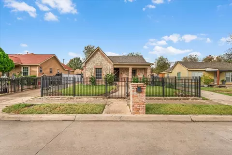 3640 6th Ave, Fort Worth, TX 76110