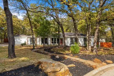 504 Chisolm Ct, Colleyville, TX 76034