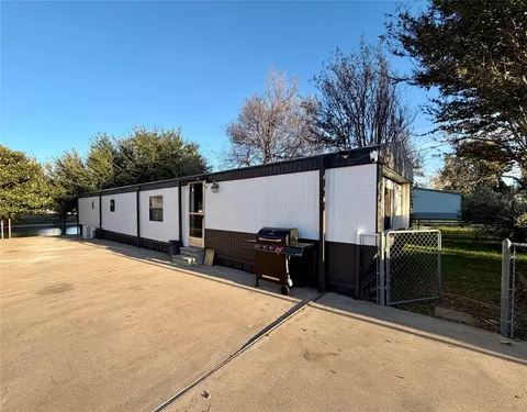 3407 Samoan Ct, Granbury, TX 76048