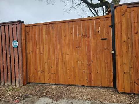 115 S Saint Mary Ave, Dallas, TX 75214