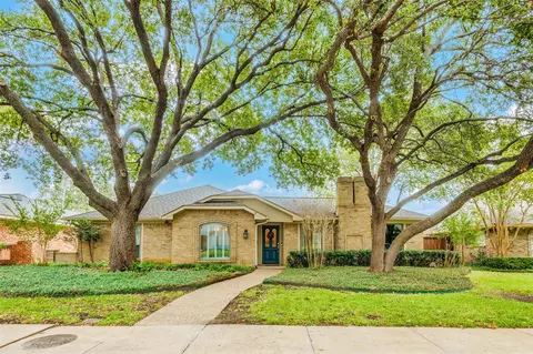 7212 Claybrook Dr, Dallas, TX 75231