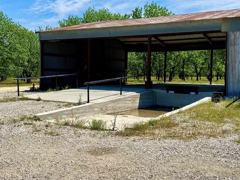 751 County Road 424, Comanche, TX 76442 photo 15