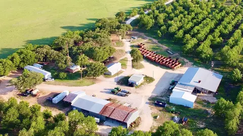 751 County Road 424, Comanche, TX 76442 photo 8