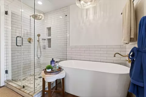 Bath - 7675 Michael Rd, Sanger, TX 76266 photo 3 of 4