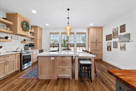 Kitchen - 7675 Michael Rd, Sanger, TX 76266 photo 5 of 7