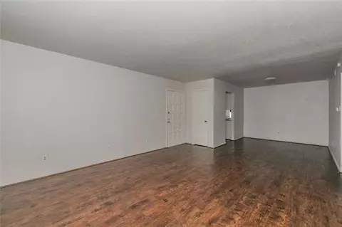 5111 Skillman St #128, Dallas, TX 75206