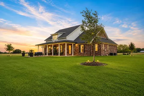 445 W Lcr 424, Groesbeck, TX 76642