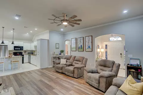 Entry Way - 117 Bent Tree Loop, Haughton, LA 71037 photo 1 of 1