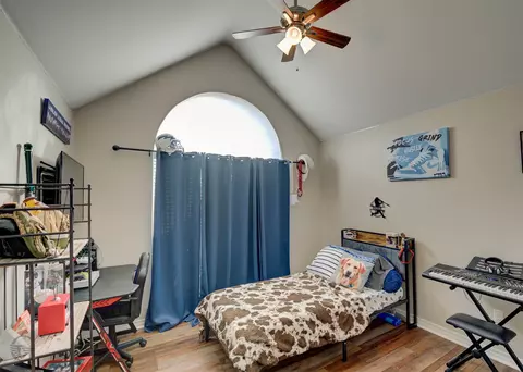 Bedroom - 117 Bent Tree Loop, Haughton, LA 71037 photo 1 of 5