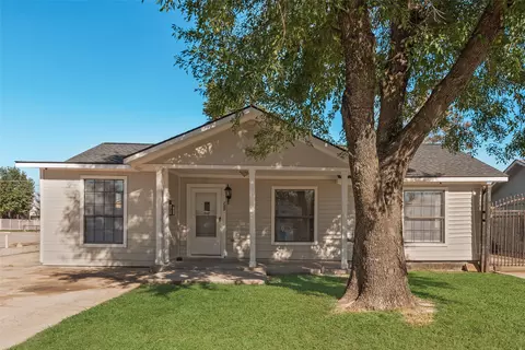 205 E Marguerita Dr, Garland, TX 75040