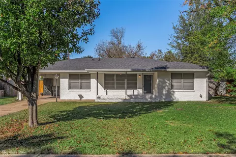 854 Surrey Rd, Shreveport, LA 71105