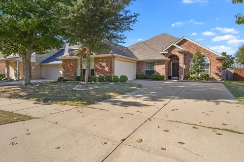 12811 Greenhaven Dr, Frisco, TX 75035