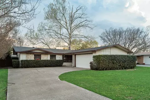 805 Edgefield Dr, Richardson, TX 75080