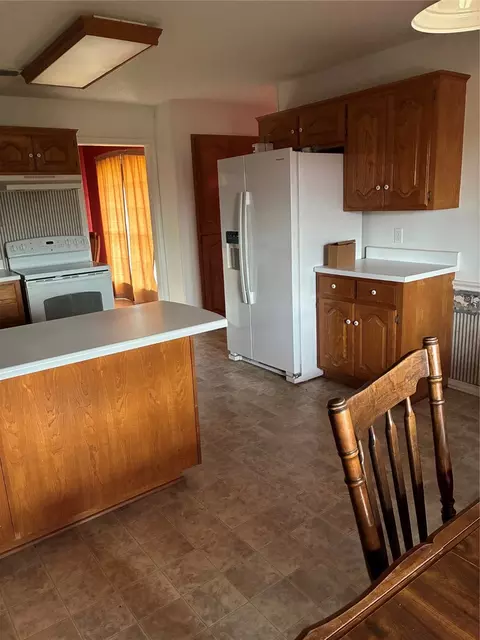 Kitchen - 5335 Highway 11, Commerce, TX 75428 photo 2 of 2