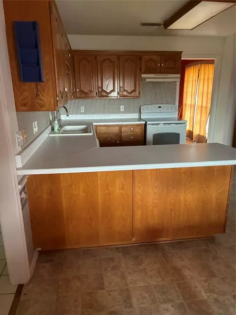 Kitchen - 5335 Highway 11, Commerce, TX 75428 photo 1 of 2