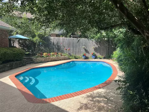 1719 Autumn Ln, Arlington, TX 76012