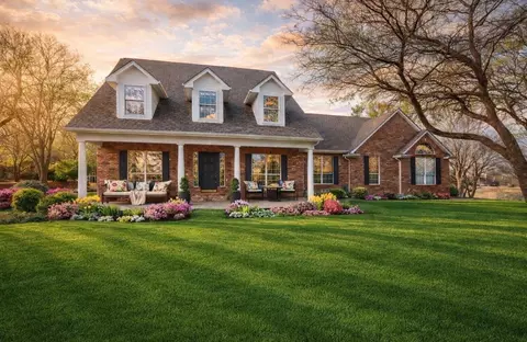 618 Oak Tree Cv, Cedar Hill, TX 75104