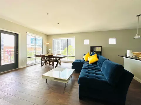 5609 Smu Blvd #301, Dallas, TX 75206
