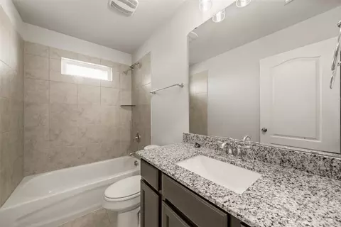 Bath - 11304 Solar, Lorena, TX 76655 photo 3 of 3