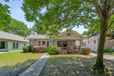 422 S Winnetka Ave, Dallas, TX 75208