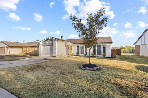 5552 Russell Dr, The Colony, TX 75056