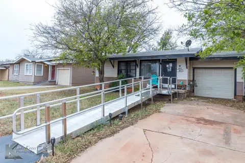1258 S San Jose Dr, Abilene, TX 79605