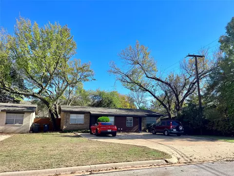 317 Elliott St, Arlington, TX 76013