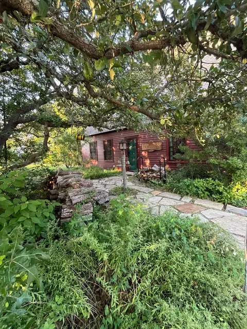 805 Trenton St, Weatherford, TX 76086