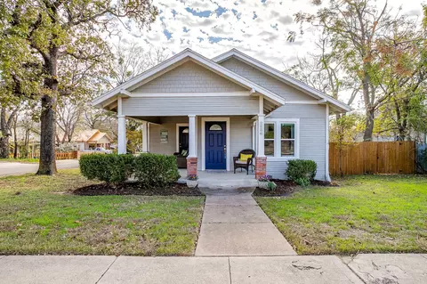 116 E Akard St, Weatherford, TX 76086